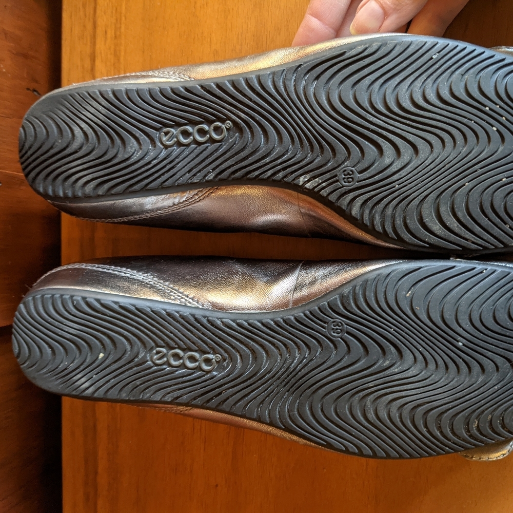 Silver Ecco Flats - image 6